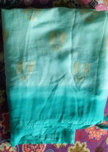 Beautiful Saree With Golden Flowers Design