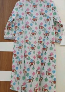 STOP Brand By Shopper&#39;s White Animal Print Kurti