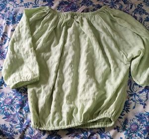 Green 3/4 Sleeve Top