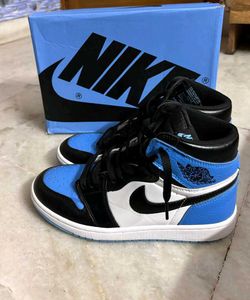 Nike Air Jordan 1 High UNC TOE