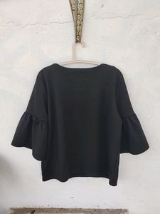 Price REDUCED 💯Wardrobe Brand Loose Top For