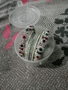 Beautiful Jarkan Stone Bangles For Partyware