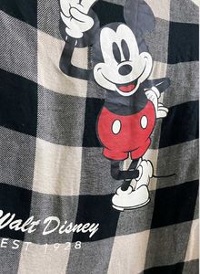 H&amp;M Mickey Mouse Plaid Shirt 🎱✨