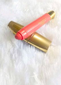 Different colour Lipsticks combo