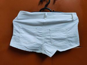 H&amp;M White Embroidered Denim Shorts