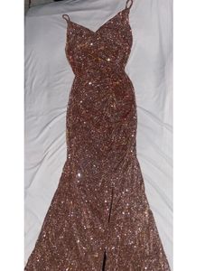 Women&#39;s Ruched Sequin Gowns Sexy Spaghetti Straps