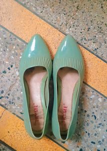 Mint/ Pastel Green Coloured Heel Bellies