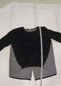 Chic Black &amp; Patterned Top