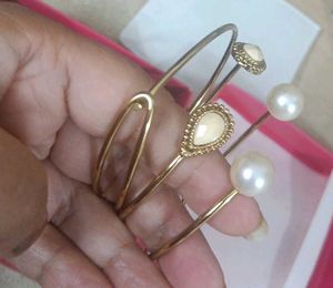 Avon Brand New Set Of 3 Bangles