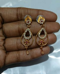 Anti tarnish water proof gold earrings and studs