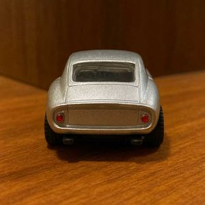 Vintage &#39;67 Toyota 2000 GT Diecast Car
