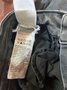 vero Moda  Gray Ripped Skinny Jeans