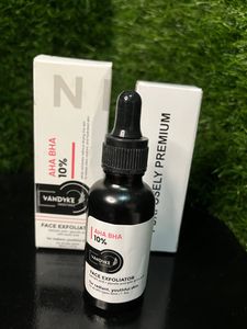 AHA BHA face Exfoliating With Salicylic Acid + Glycolic Acid