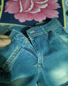 Men&#39;s Blue Jeans