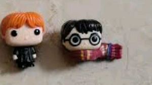 Harry Potter (Muffler) And Ron Toy Kinder Joy