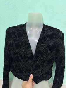 Velvet Cropped Bolero 🖤