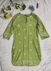light green vishudh kurti