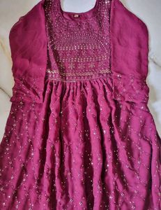 wedding wear Elegant Embroidered Kurta Set