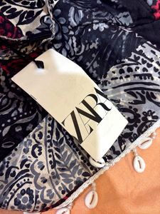 Zara TOP Can Paired With Jeans And Skirts