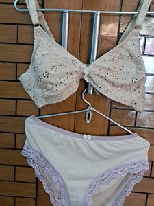 Combo Of Four  Trimph  Bra Imported Fabric