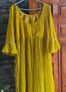 Elegant Yellow Embroidered Suit