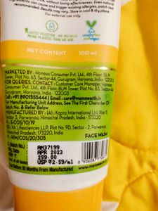 Mama Earth Facewash