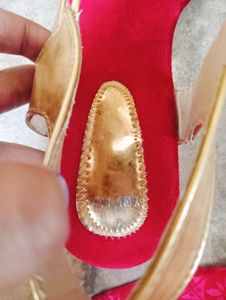Red Velvety Heel