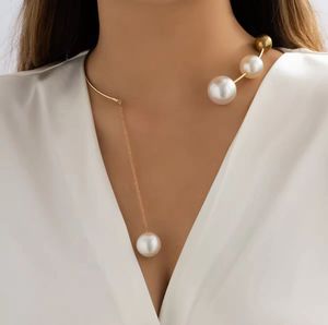 Statement Pearl Necklace