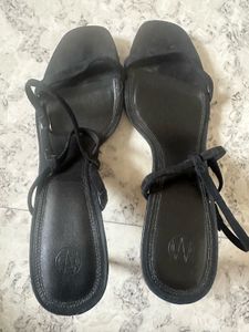 Massimo Dutti Elegant Black Heels US40, UK7