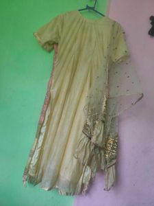 Elegant Embroidered Kameez With Dupatta