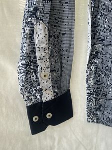 New Shirt, Size S