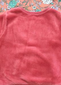 H&amp;M Girl Winter Sweatshirt 2-4 Year
