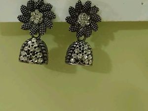 3 Set  Of Earings
