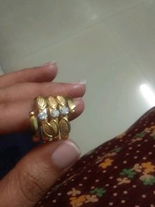 Too Shiny Spiral Finger Golden Ring