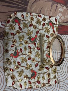 Embroidered Women Clutch