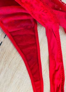 hunkmoller womens Red Lace Thong
