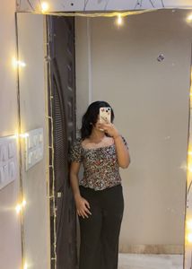 Beautiful Floral Waist Fitted Top- Size-30-34