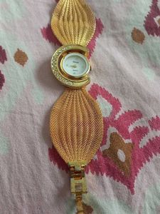 GOLDEN WATCH