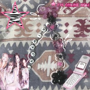 Song inspo keycharms !!