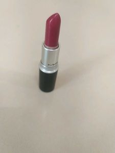 Mac Lipstick  801 AMOROUS