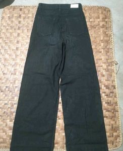 Statement Black Wide Leg Jeans For My Tall Girlies