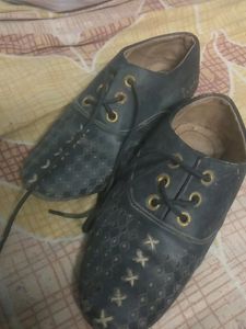 EIBoy Shoe Doh Bar Use Kare Thodi der K LIye Pehne