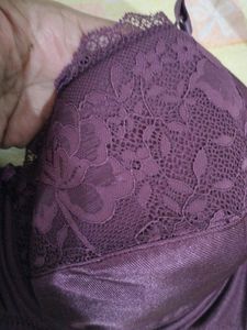 avon Fashion Under Wire Bra .
