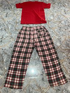 T-shirt And Plaid Pant Set