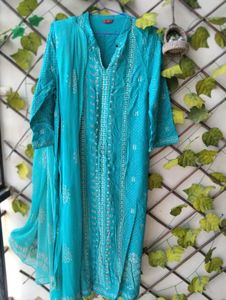 W festive kurta and dupatta