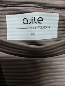 Graphic Print T-Shirt