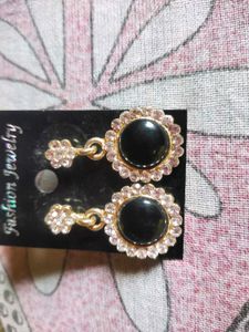 Sparkly Black Gem Drop Earrings