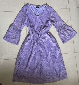 Elegant Lace Midi Dress