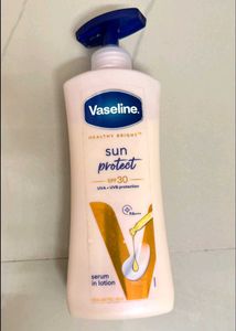 Vaseline Healthy Bright Lotion