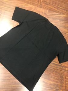 LC Waikiki Black Tshirt chest 44”